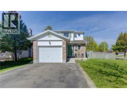 3 MARLIS Crescent - 2