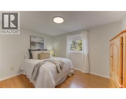 3 MARLIS Crescent - 25