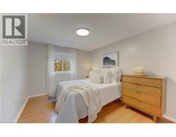 3 MARLIS Crescent - 26