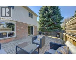 3 MARLIS Crescent - 40
