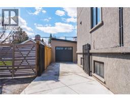 68 VANSITMART Avenue - 44