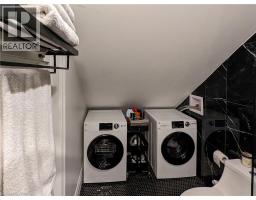 158 HUNTER Street E - 14