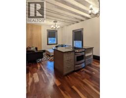158 HUNTER Street E - 17