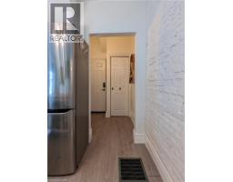 158 HUNTER Street E - 25