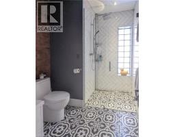 158 HUNTER Street E - 29
