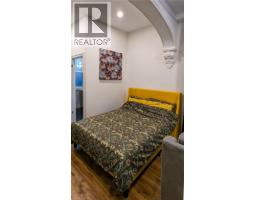 158 HUNTER Street E - 43