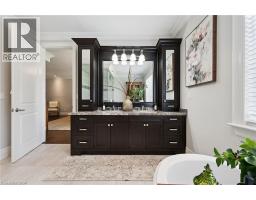 2073 MAPLEWOOD Road - 20