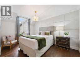 2073 MAPLEWOOD Road - 26