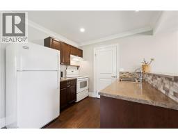 2073 MAPLEWOOD Road - 28