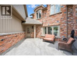 2073 MAPLEWOOD Road - 35