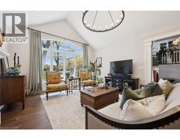 2073 MAPLEWOOD Road - 9