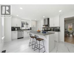 237 MAIN Street E - 8