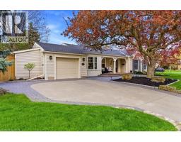 2079 GARY Crescent - 3