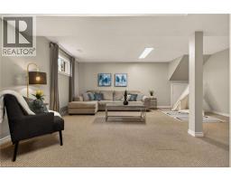 52 LATZER Crescent - 35