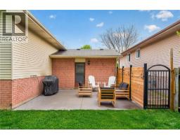 52 LATZER Crescent - 40