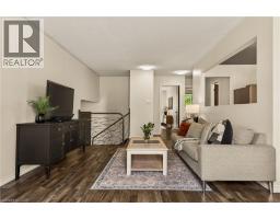 52 LATZER Crescent - 9