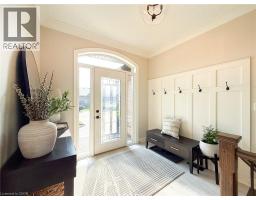 103 GIBBONS Street - 4