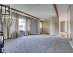 71 FAIRVIEW Crescent - 11