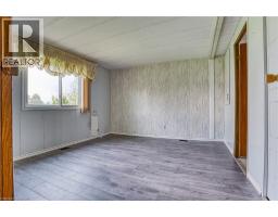 71 FAIRVIEW Crescent - 16