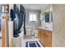 71 FAIRVIEW Crescent - 17