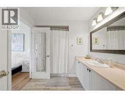 11 TOMAHAWK Drive - 20