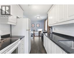 519 PINETREE Crescent - 12