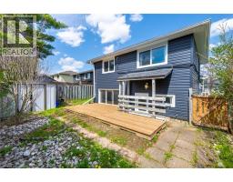 519 PINETREE Crescent - 24