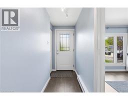 519 PINETREE Crescent - 4