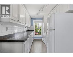 519 PINETREE Crescent - 9