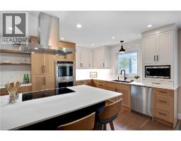 514 BIRCHLEAF Walk - 19