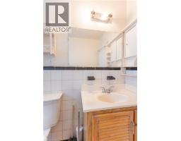 1 SNARESBROOK Drive - 23