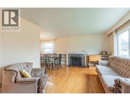 1 SNARESBROOK Drive - 4
