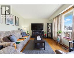 29 LECKIE Avenue - 12