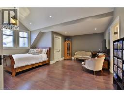 390 SEATON Drive - 32