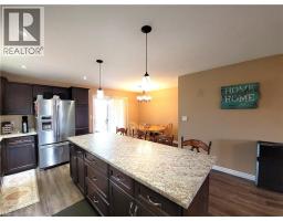 296 DONLY Drive S - 11