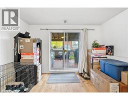 593 GREY Street - 30