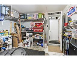 593 GREY Street - 37