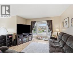 593 GREY Street - 7