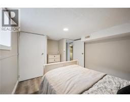 15 GORDON Avenue - 33