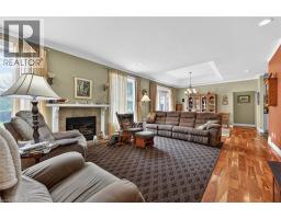 15 HAMPDEN Street - 12