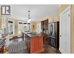 15 HAMPDEN Street - 15