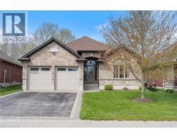 81 WILLOWDALE Crescent - 2