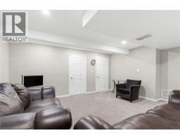 47 HANNAH Crescent - 18
