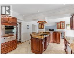 667 BURNETT Avenue - 27