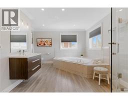 667 BURNETT Avenue - 37