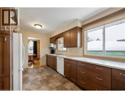 401 MOHAWK Road W - 14