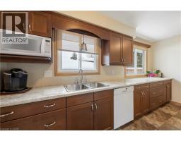 401 MOHAWK Road W - 15