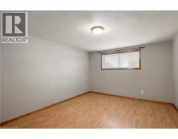 401 MOHAWK Road W - 28