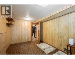 401 MOHAWK Road W - 31