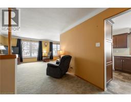 401 MOHAWK Road W - 8